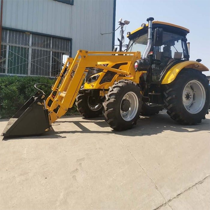 Neuer 2024 Getriebe Antrieb Landwirtschaftstraktor 110 PS 120 PS Radtraktor mit Getriebe