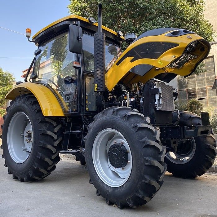 Neuer 2024 Getriebe Antrieb Landwirtschaftstraktor 110 PS 120 PS Radtraktor mit Getriebe