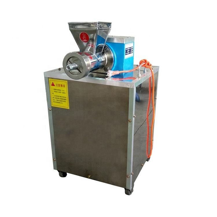Maschinenpreis Reis Mais Mehl Puff Snack Lebensmittel Extruder Makkaroni Pasta-Machinerie